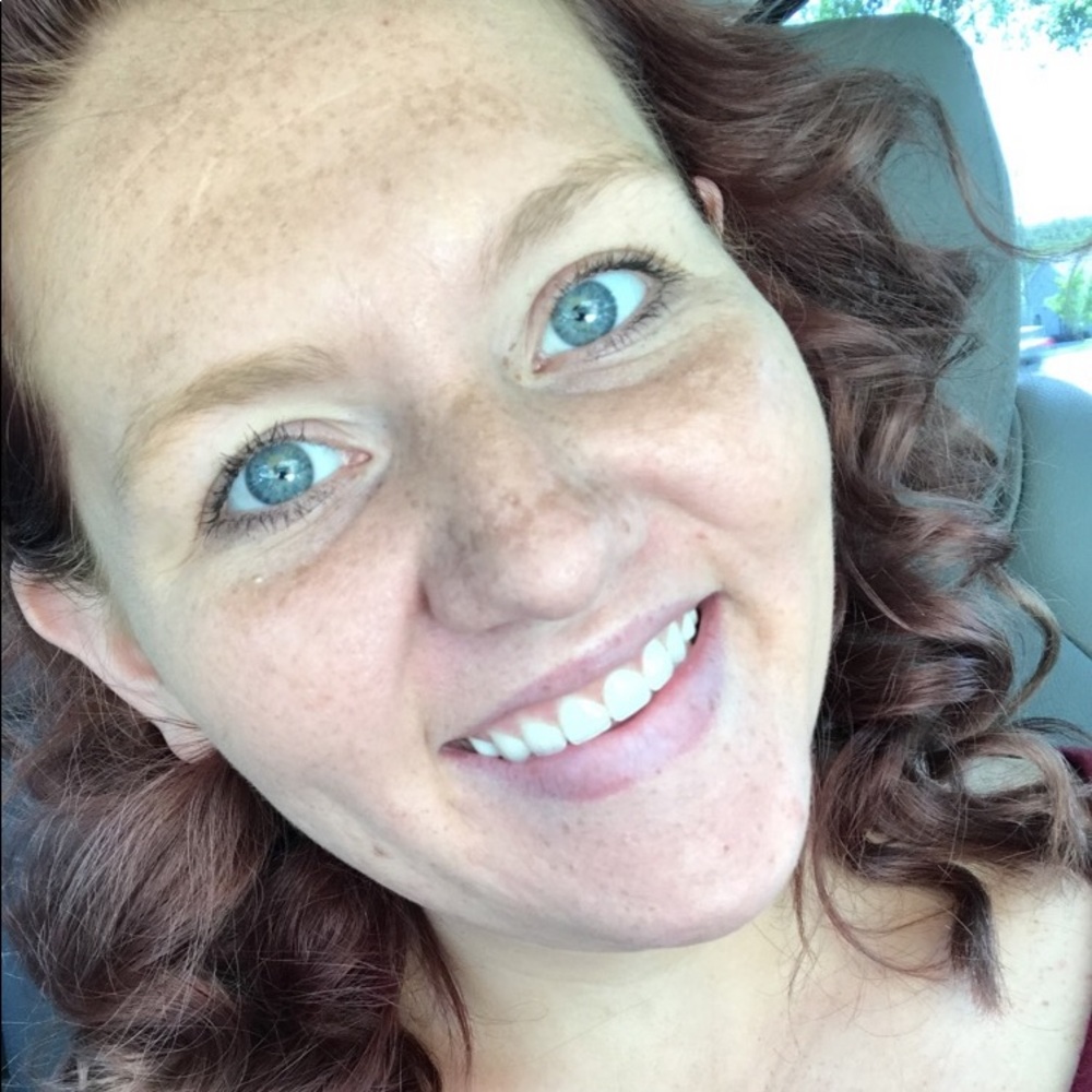 Meet your Posher, Ashlee